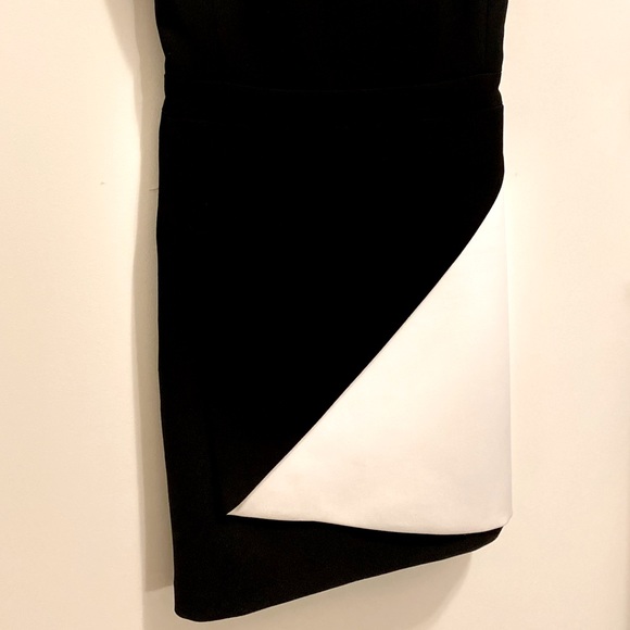 🌸BCBG MAXAZRIA Black & White Dress🌸 - Picture 3 of 7